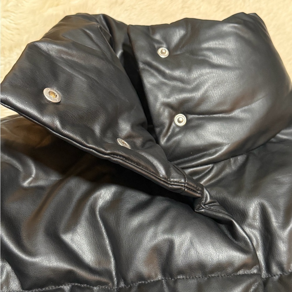 Bagatelle NYC Faux Leather Oversized Puffer Jacket - Size XS - Picture 4 of 7